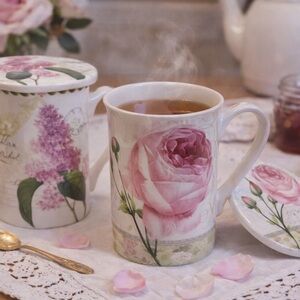 Kent Pottery Bone China Lidded Tea Mugs Set of 2 Floral Paris Script